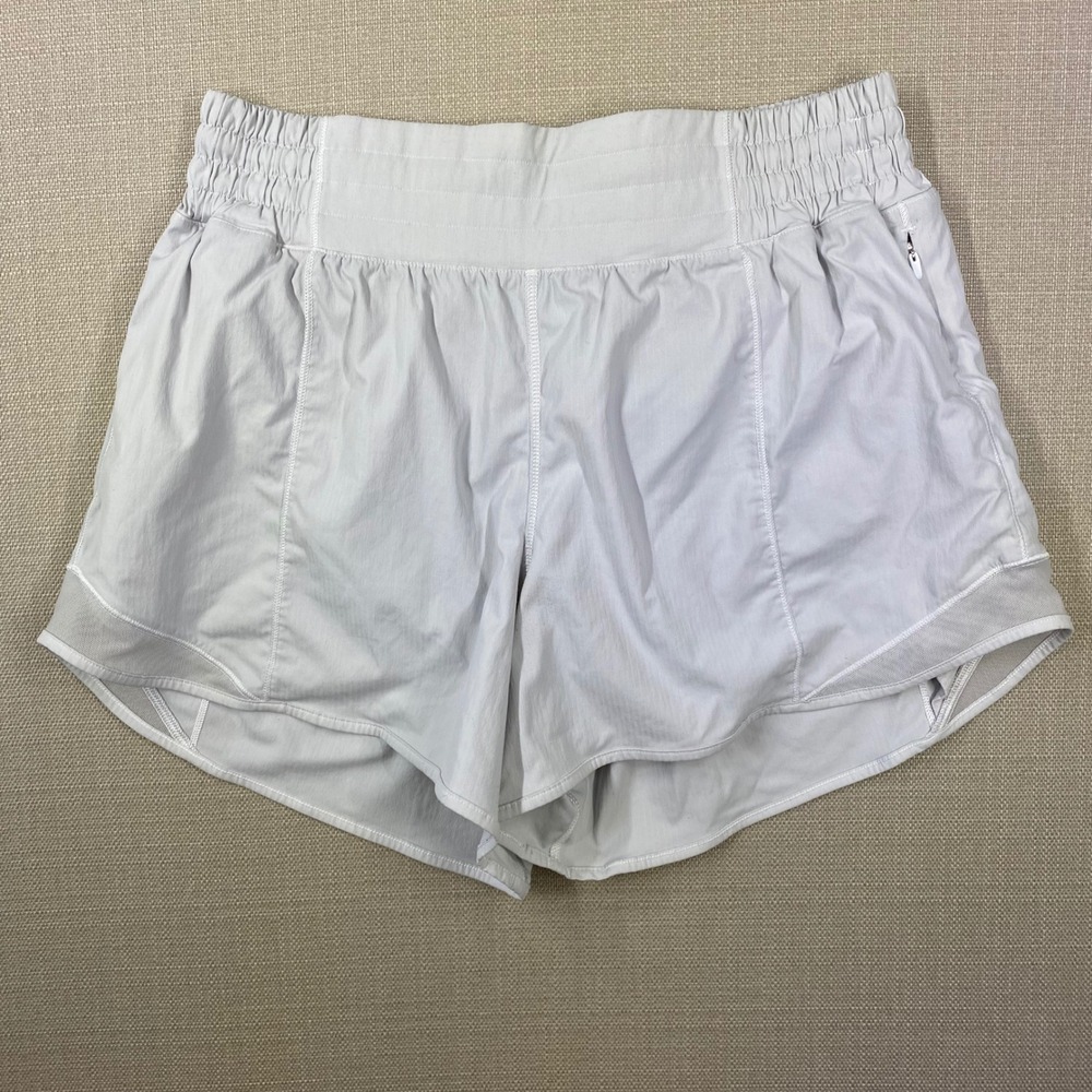 Lululemon Hotty Hot High-Rise Lined Short 4" Light Grey White Size 8 LW7AWJT
